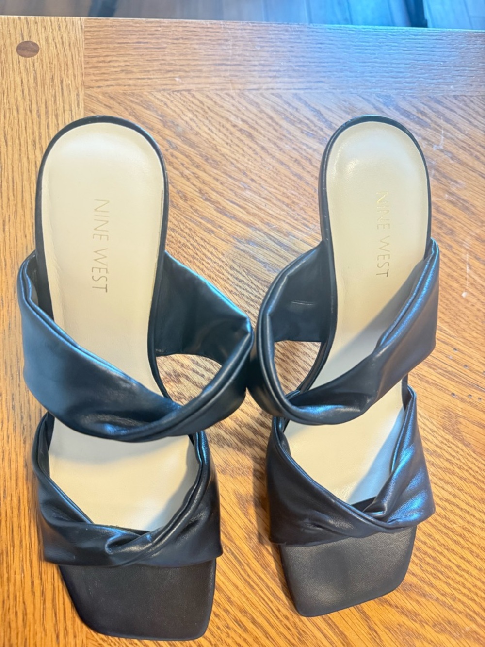 Nine West Sashsa Slides - Black Twisted Double-Strap Heeled Mules - Picture 3 of 4